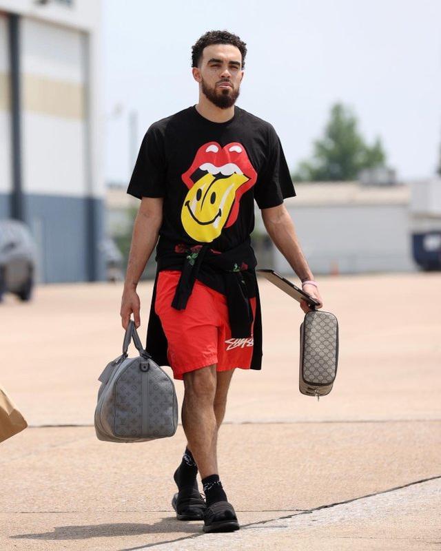 星空体育-印第安纳步行者迎中超关键赛浙江队战术微调备战法甲,冲刺阶段孟菲斯灰熊调整名单以备德国杯瞬间刷屏的简单介绍